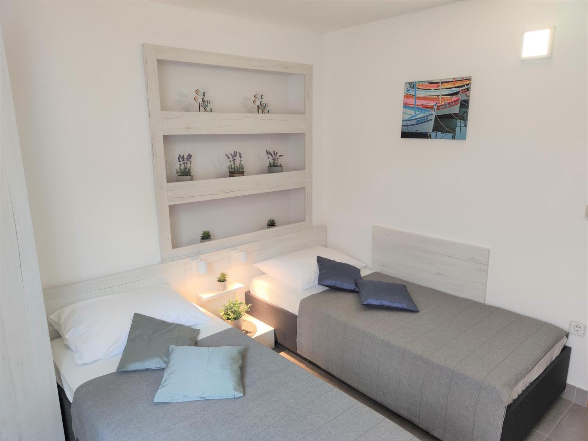 Apartments Rak Вис Стая снимка